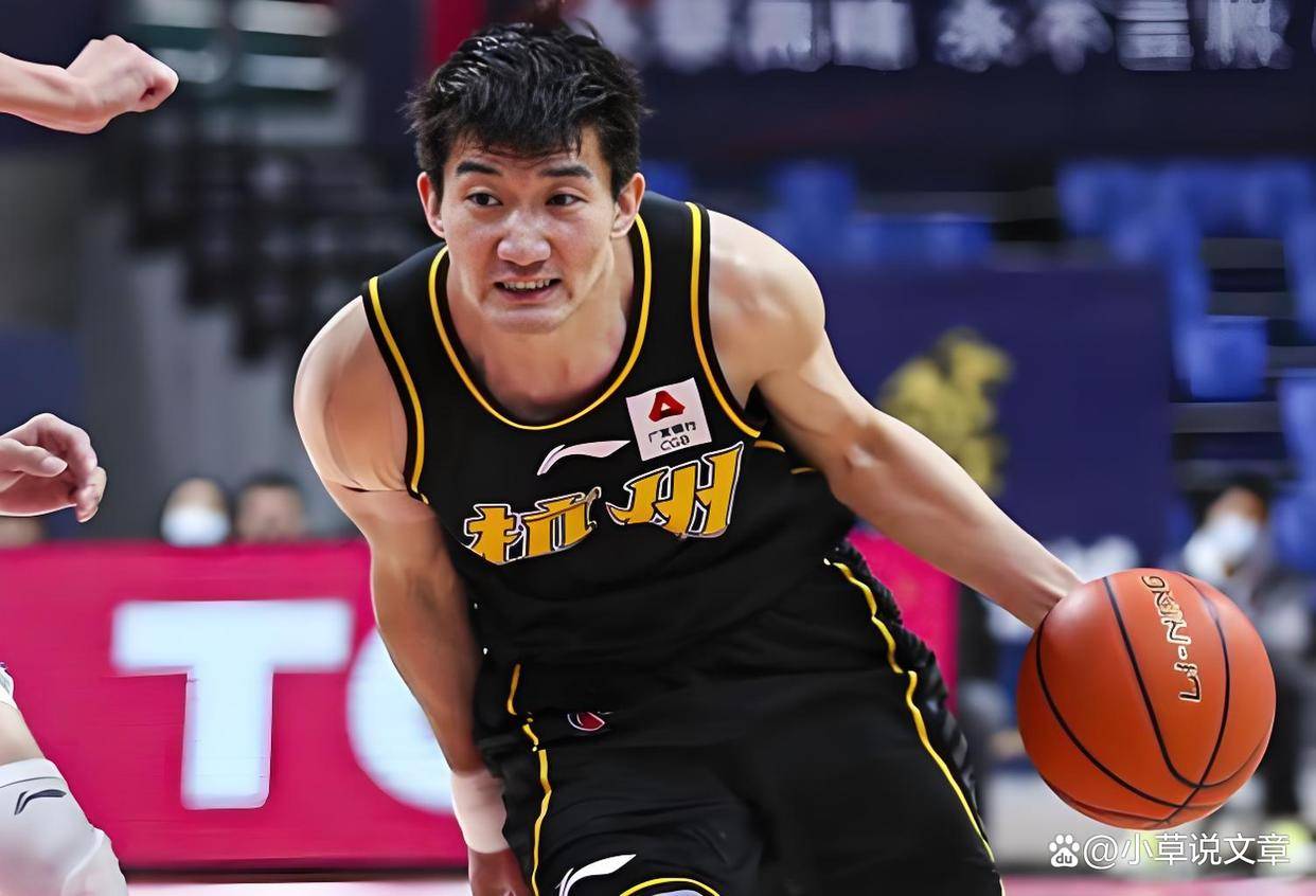 关于现役球星再现神勇表现，引领球队胜利的信息
