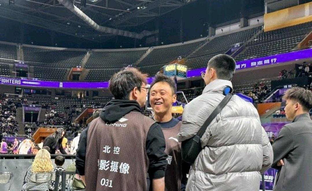 关于广东宏远主场遭遇惨败，客场之行不顺的信息